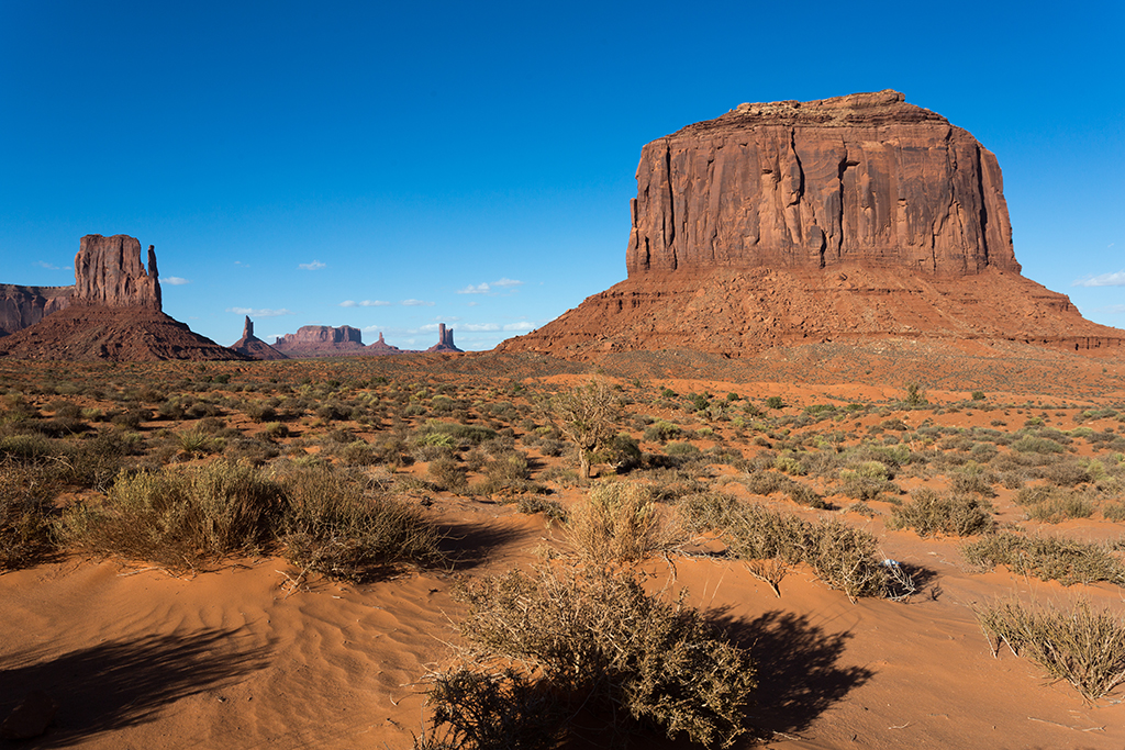 10-12 - 12.jpg - Monument Valley